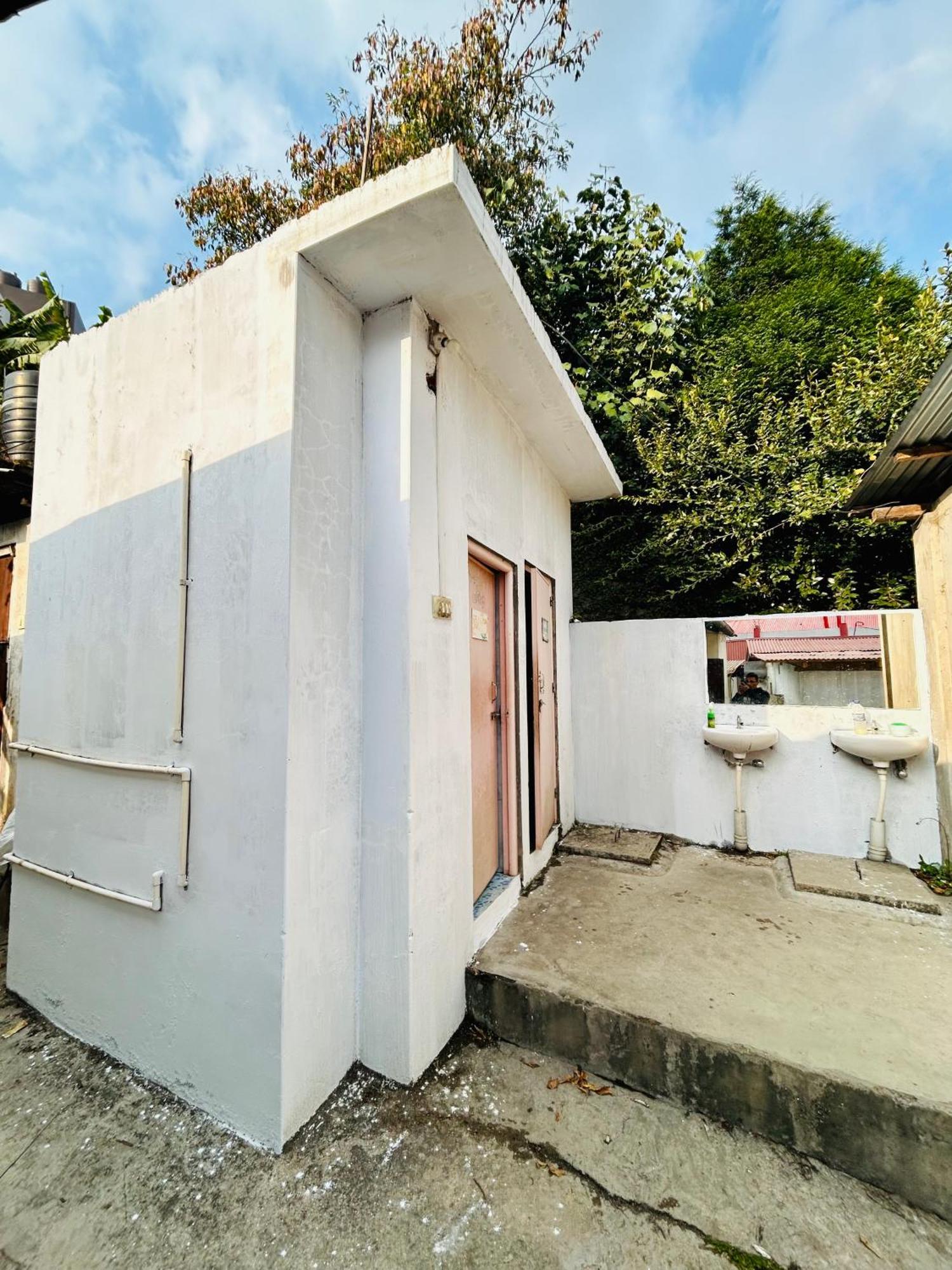 Isabella Hostel Shillong Buitenkant foto