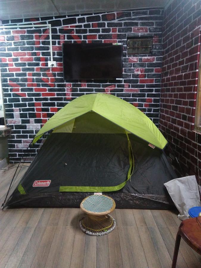 Isabella Hostel Shillong Buitenkant foto